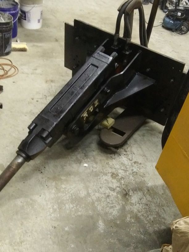 Bobcat Breaker