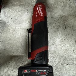 Milwaukee 3/8 Ratchet 