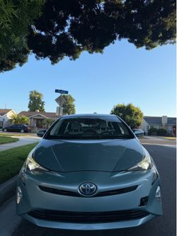 Toyota Prius 2016
