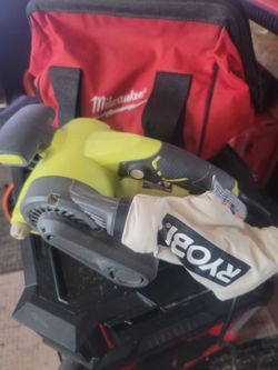 Ryobi belt sander. $50 Pickup In Oakdale