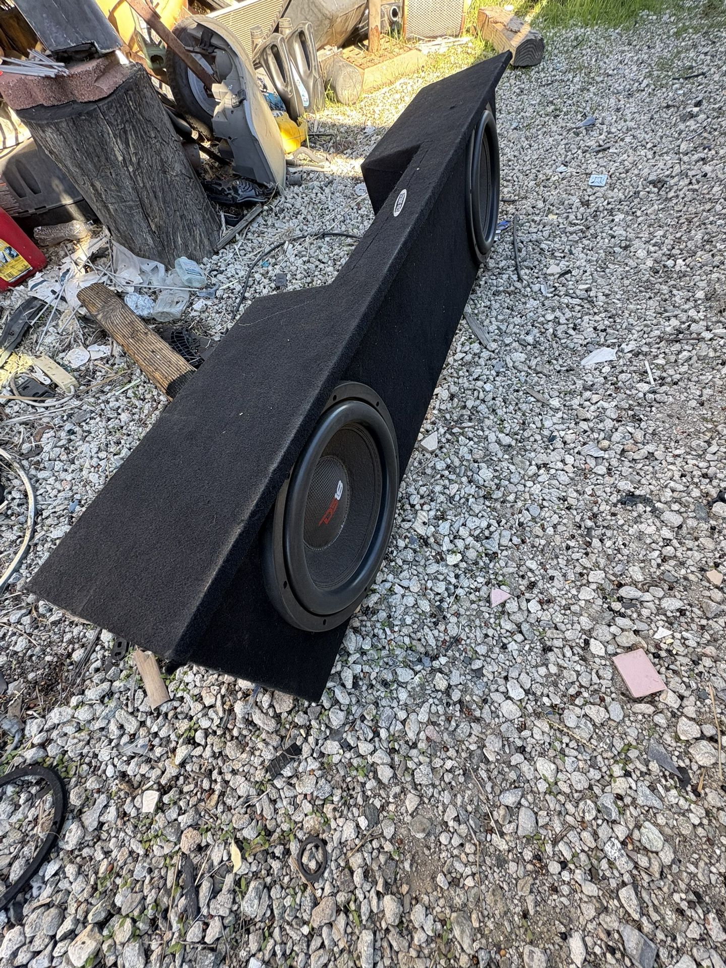 12” Subwoofers In Sealed Box