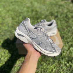 ASICS Oyster Grey 