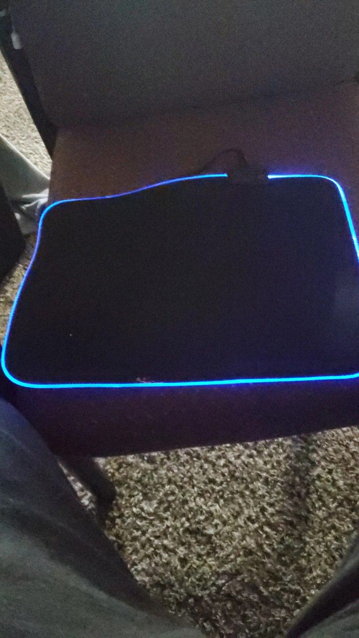 Steel Series Mouse And Monster Mouse Pad