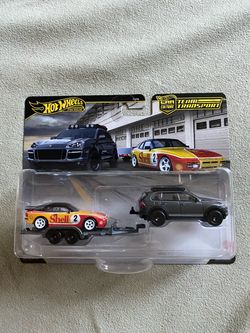 Hot Wheels Premium Car Culture Team Transport Porsche Set