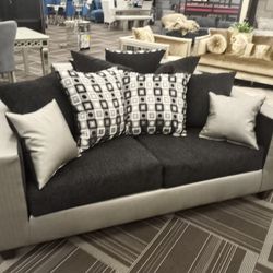 2pc Sofa And Loveseat 