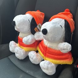 snoppy puffer jacket