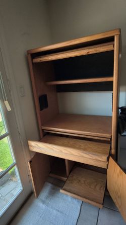 Computer armoire