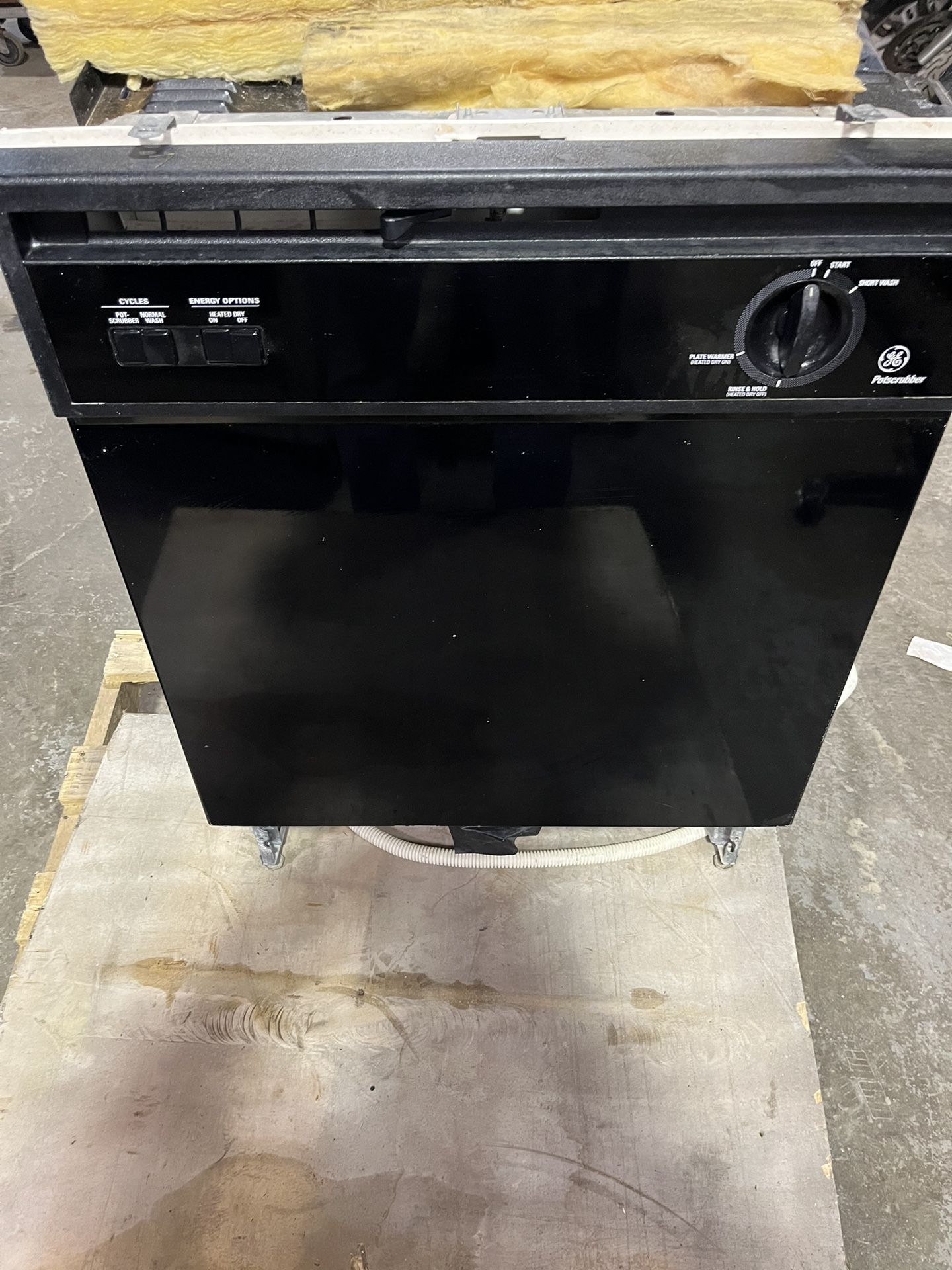 Used Dishwasher - Works Great & Clean 
