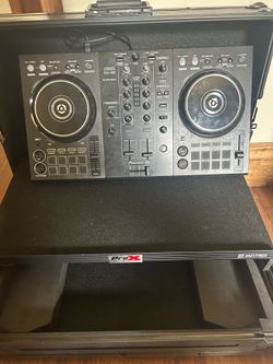 Ddj 400 with Protective Case