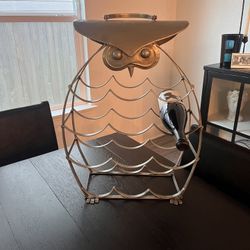 Metal Owl Wine Rack 