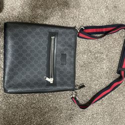 Gucci Messenger Bag