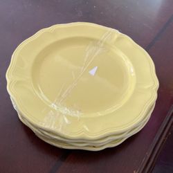 Yellow dinner plate
