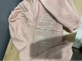 G.A.P sweater