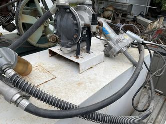 100 Gallon fuel Tank With Pump