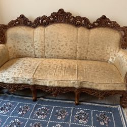 Venetian style couch sofa
