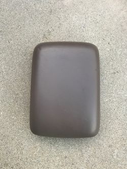 Smaller center armrest for a 1993 to1996 Toyota Camry