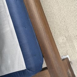 2 Box Spring, 1 King Size Mattress FREE