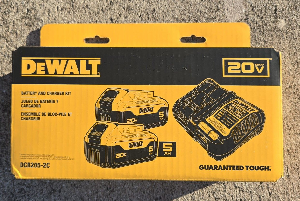 (Dewalt) (2-Pack) 5.0 Ah Batteries and Charger