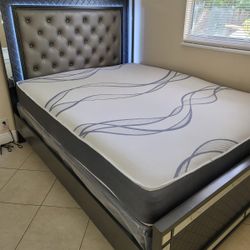 NEW QUEEN-SIZE MATTRESS AND BOX SPRING 🆕️