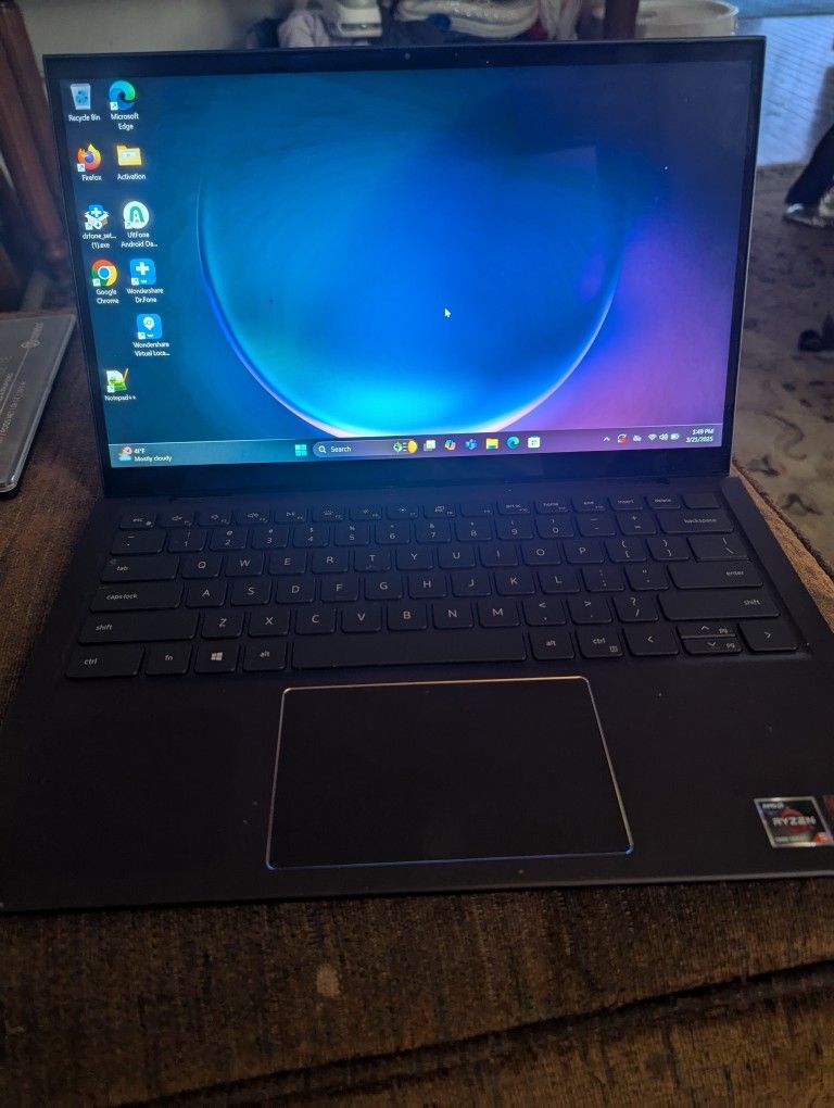 Dell Laptop Top/Tablet