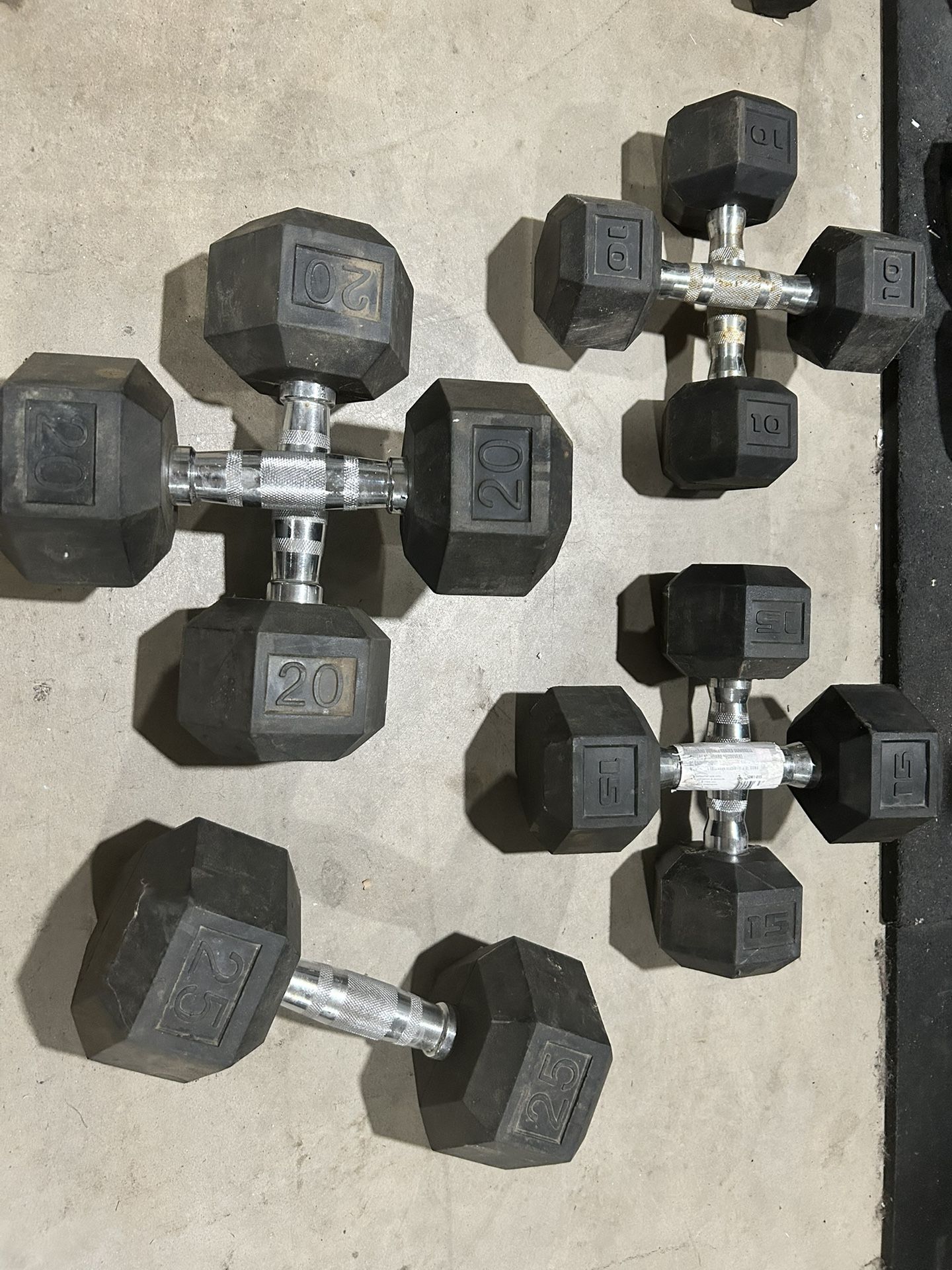 Dumbbells Pairs Of 2x20 2x15 2x10 Single 25 