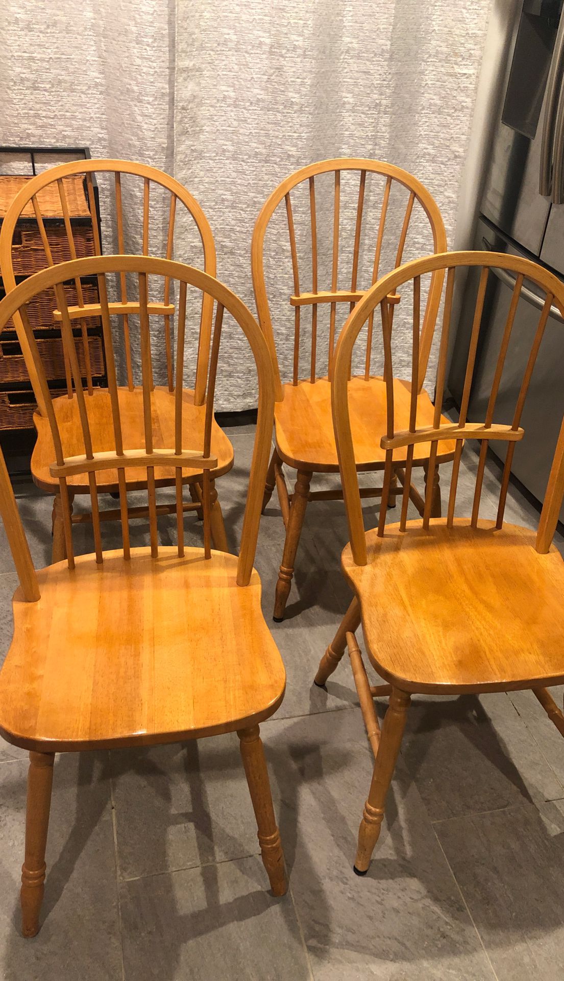 Beautiful set-of-4 Home Kitchen Dining Chairs 🪑 w/Plain Wood Seat in Natural light wood color