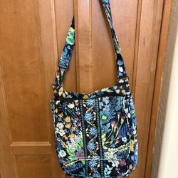 Floral Vera Bradley Messenger Style Bag