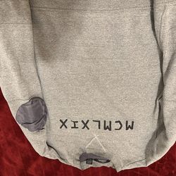 Sean John crewneck