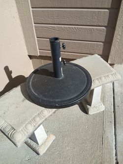 HEAVY DUTY UMBRELLA STAND 