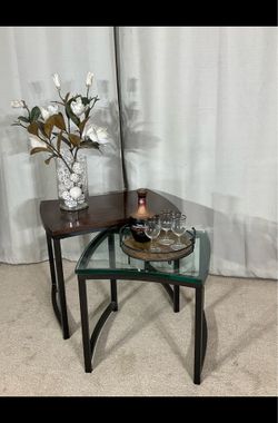 Accent Tables / End Tables / Nesting Tables (2)