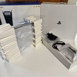 PlayStation 5 Disc Edition — Like New