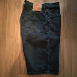 Levi's Shorts 32W