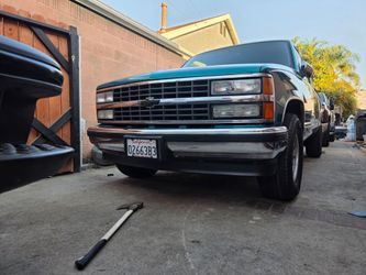 Chevrolet C/K Full-Size Truck