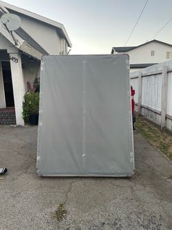 Full size spring box