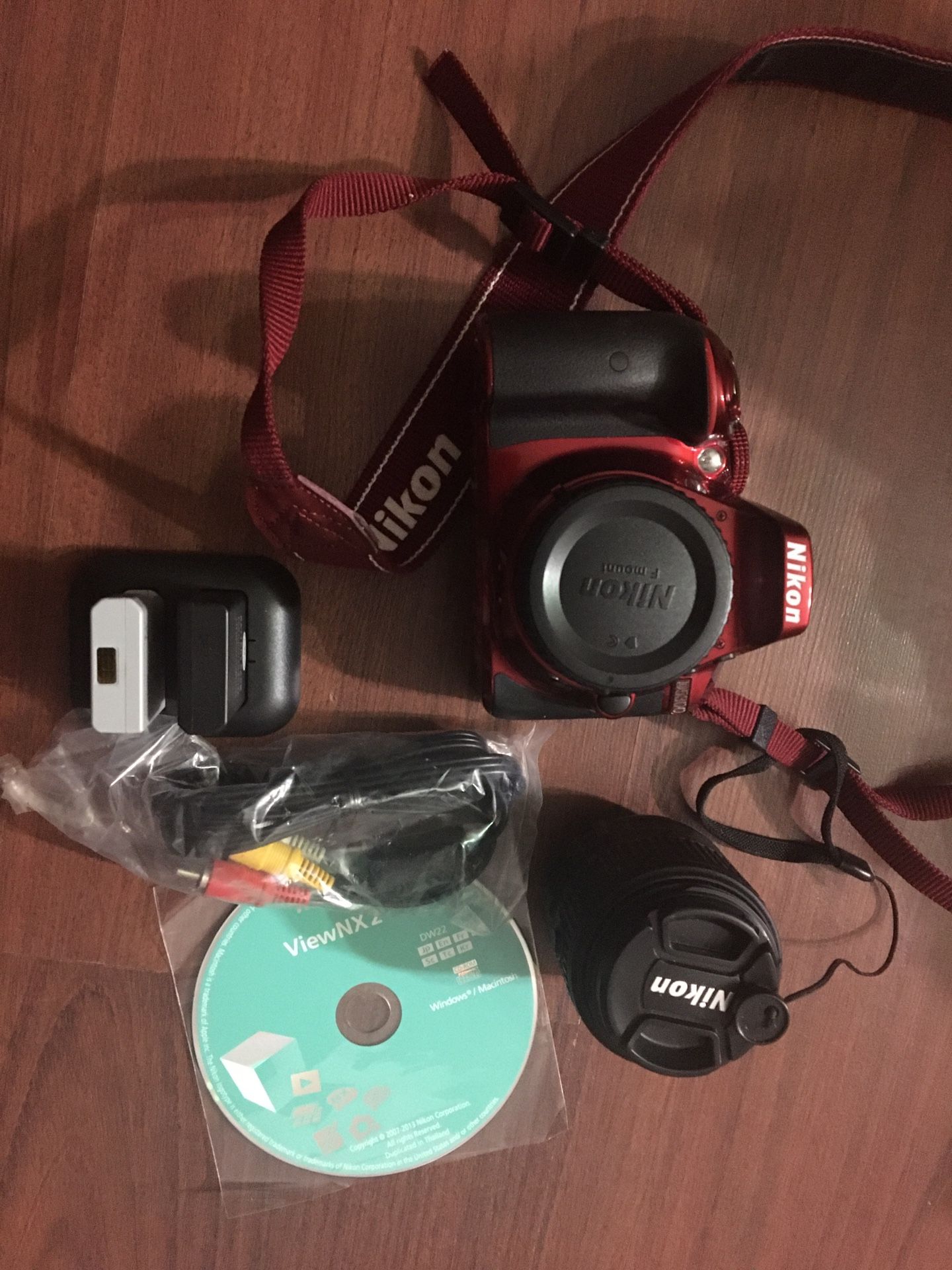 Nikon d5300 red edition with accessories..