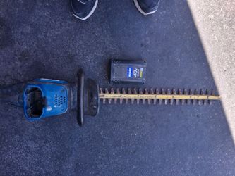 Bush trimer kolbat charger and battery