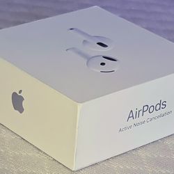 Airpods 4 W/ Noise Cancelation 