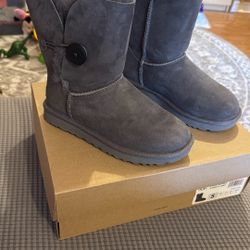 Grey Uggs