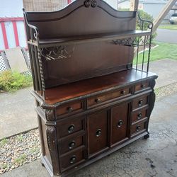 $140  bedroom furniture solid wood