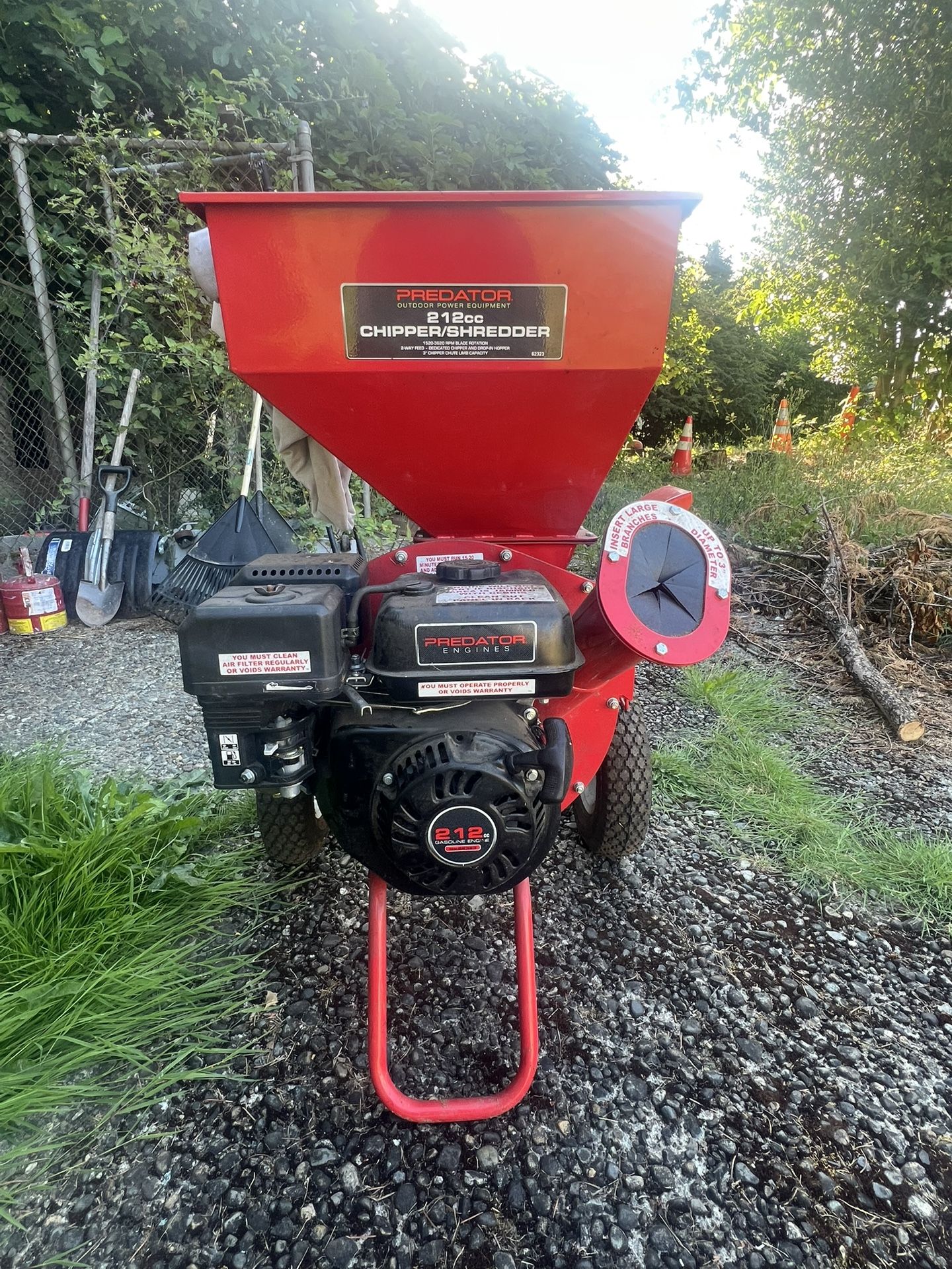 PREDATOR 212cc Chipper Shredder