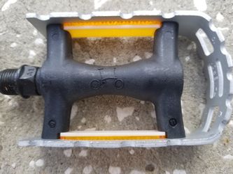 Brompton Bicycle Pedals Folding