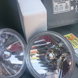 Round Headlights.