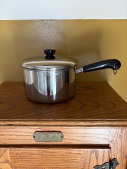 Vintage 4Qt Revere Ware Stainless Steel Bottom Saucepan with Lid.    P