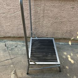 Oversized Stool
