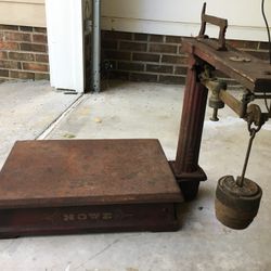Antique 1800s Howe platform scale  