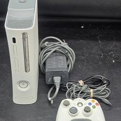 Microsoft Xbox 360 60GB White Video Game Gaming Console With  One Controller