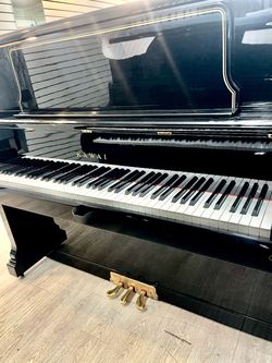 Excellent condition Kawai 52” Upright Piano
