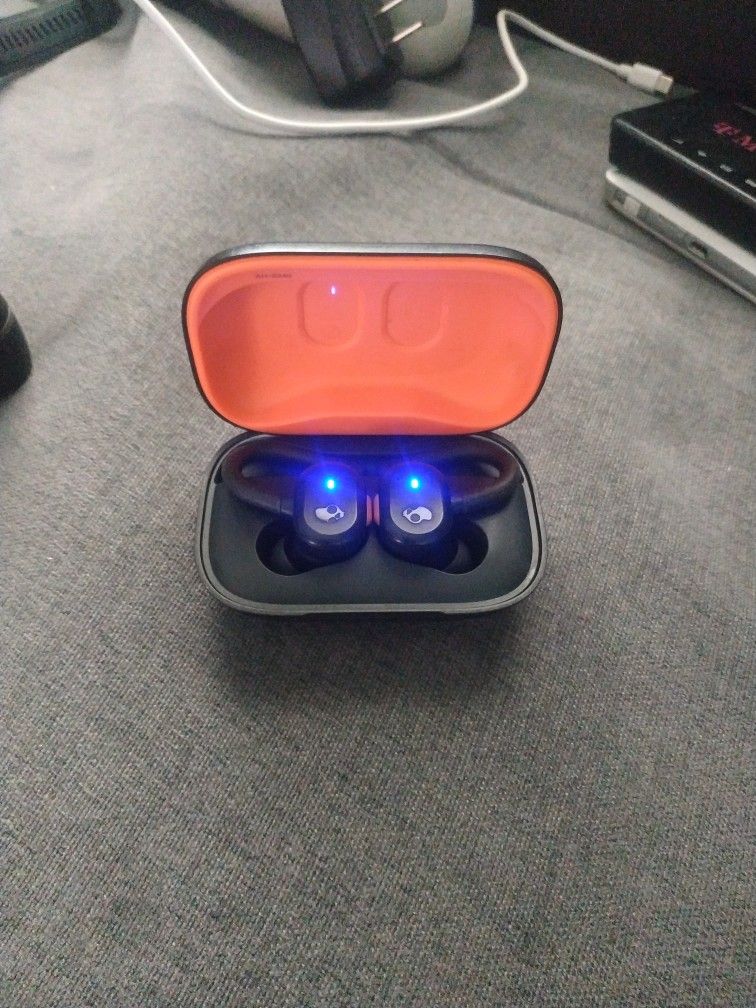 Skullcandy Push Play Earbuds