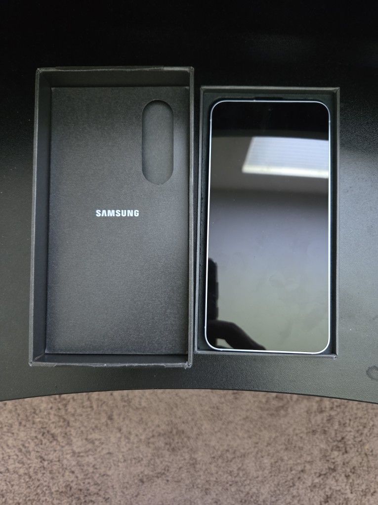 Samsung S25 Brand New Unlocked