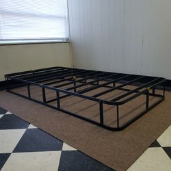 Twin size bed frame - can DELIVER almost anywhere for $20 extra - gently used and in LIKE NEW condition 😍
